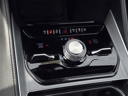 New 2025 Jeep Wagoneer Series III w/ Quick Order Package 25C Super image 12