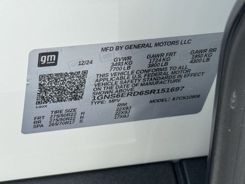 Used 2025 Chevrolet Suburban RST w/ Comfort Package AWD/4WD image 34