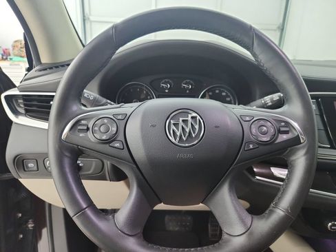 Used 2018 Buick Enclave Premium FWD image 24