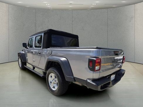 Used 2020 Jeep Gladiator Sport w/ Quick Order Package 24S AWD/4WD image 3