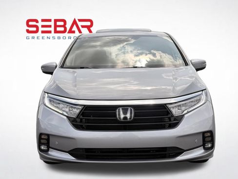 Used 2023 Honda Odyssey Touring image 5