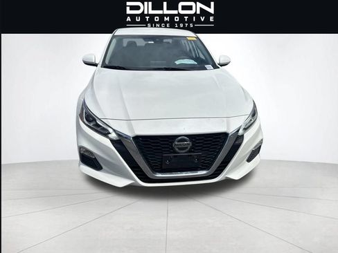 Used 2022 Nissan Altima 2.5 SV AWD/4WD image 13