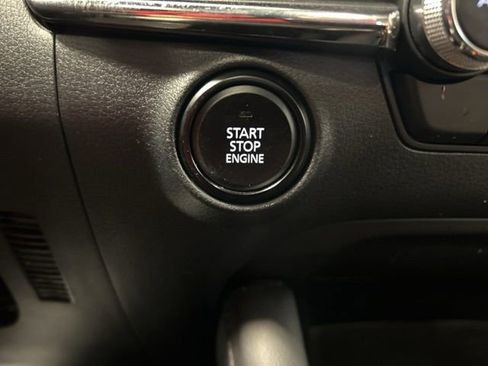 Used 2023 MAZDA MAZDA3 s FWD image 18
