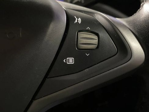 Used 2018 Tesla Model X 75D image 17