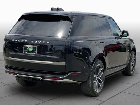 Used 2024 Land Rover Range Rover SE AWD/4WD image 11