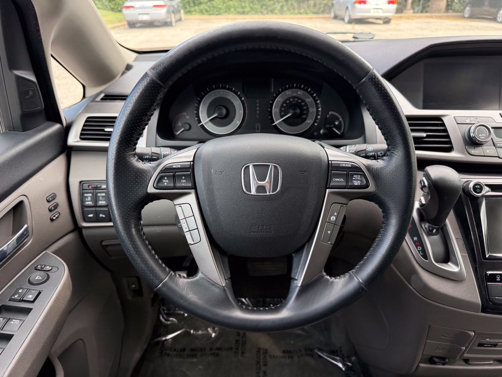 Used 2016 Honda Odyssey Touring Elite image 16
