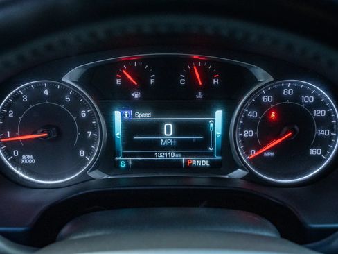 Used 2019 GMC Acadia SLT AWD/4WD image 20
