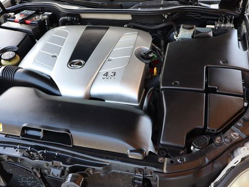 Used 2005 Lexus LS 430 image 40