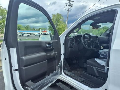 New 2025 Chevrolet Silverado 1500 W/T w/ WT Safety Package image 8