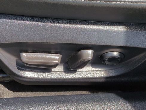 Used 2022 Toyota Camry XSE FWD image 20