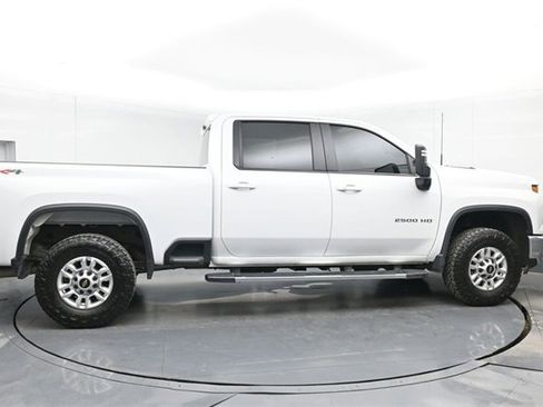Certified 2025 Chevrolet Silverado 2500 LT w/ Safety Package image 5