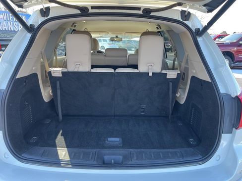 Used 2019 Nissan Pathfinder SL image 12
