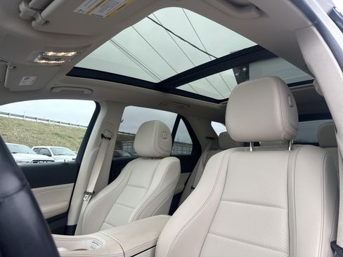 Used 2022 Mercedes-Benz GLE 450 4MATIC image 30