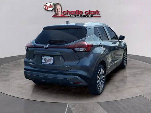 Used 2024 Nissan Kicks SV FWD image 5