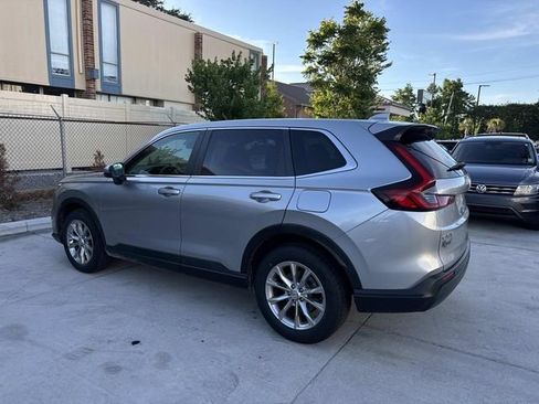 Used 2024 Honda CR-V EX image 5