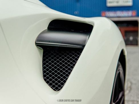 Used 2017 Ferrari 488 Spider image 80