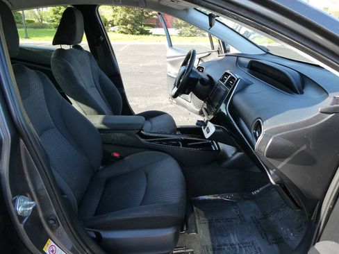 Used 2017 Toyota Prius Prime Plus FWD image 26
