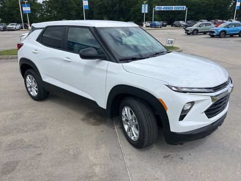 New 2026 Chevrolet TrailBlazer LS FWD image 8