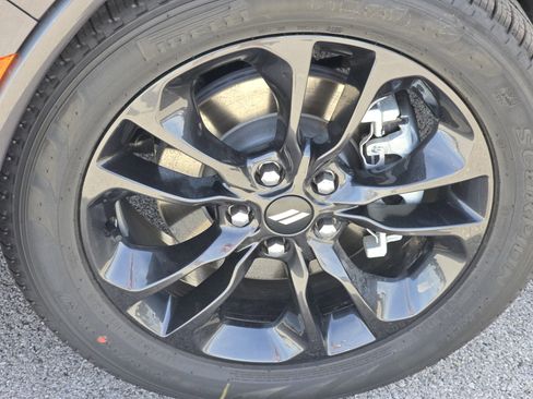 New 2026 Dodge Durango GT image 3