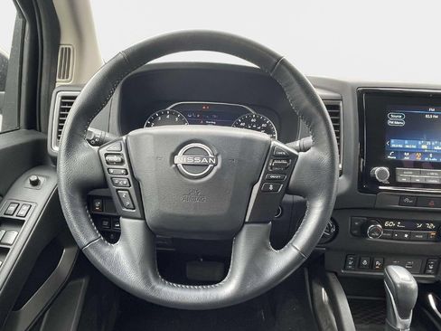 Used 2023 Nissan Frontier SV w/ SV Convenience Package AWD/4WD image 13