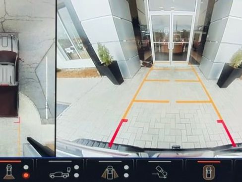 Used 2025 GMC Sierra 2500 AT4X image 46