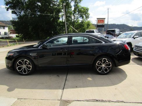 Used 2018 Ford Taurus SHO w/ Driver Assist Package AWD/4WD image 7
