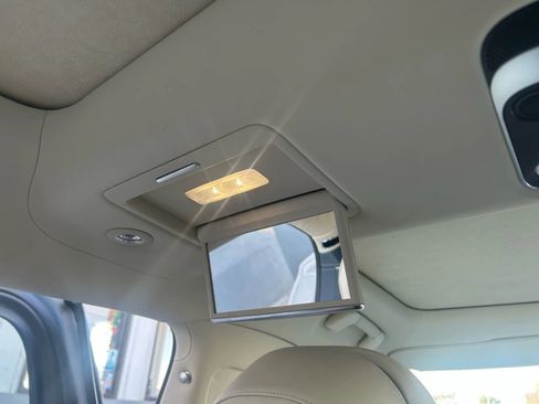 Used 2021 Bentley Flying Spur W12 image 28