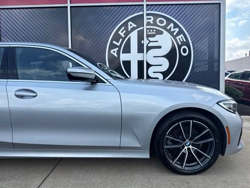 Used 2019 BMW 330i xDrive Sedan w/ Driving Assistance Package AWD/4WD image 3