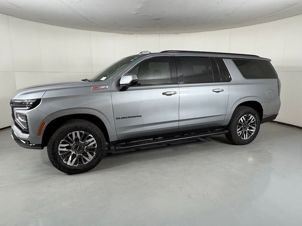 Used 2026 Chevrolet Suburban Z71 w/ Comfort Package AWD/4WD image 5