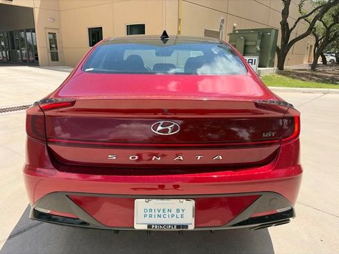 Used 2023 Hyundai Sonata SEL Plus FWD image 3