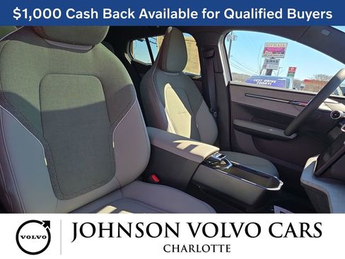 New 2025 Volvo EX30 Plus w/ Protection Package Premier AWD/4WD image 10