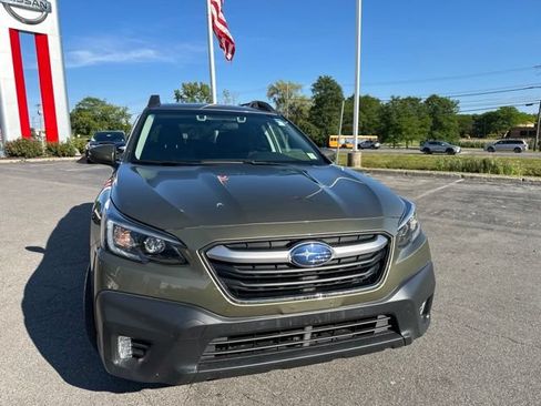 Used 2022 Subaru Outback Premium AWD/4WD image 10