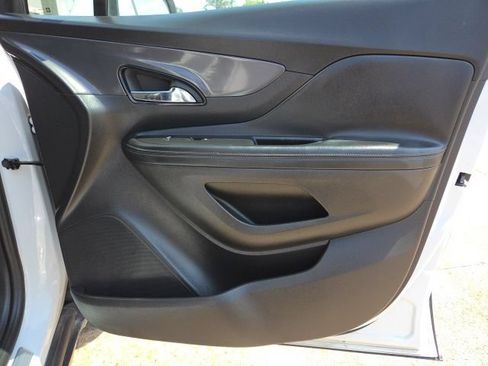 Used 2019 Buick Encore Preferred FWD image 18