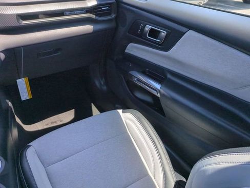 Used 2026 Ford Mustang Convertible RWD image 16