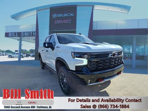 Used 2024 Chevrolet Silverado 1500 ZR2 image 1