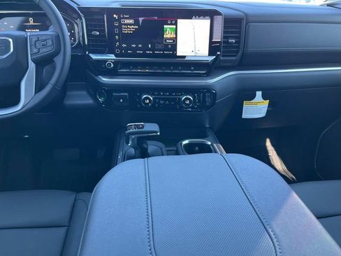 New 2025 GMC Sierra 1500 SLT w/ SLT Premium Plus Package image 17