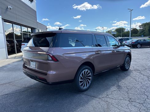 New 2025 Lincoln Navigator L Black Label image 7