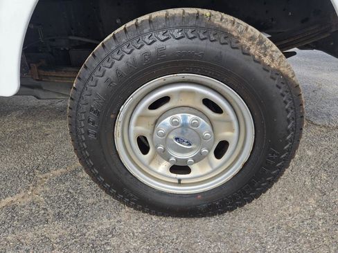 Used 2015 Ford F250 XL w/ Power Equipment Group image 35