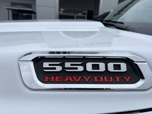 Used 2025 RAM 5500 2WD Regular Cab image 10