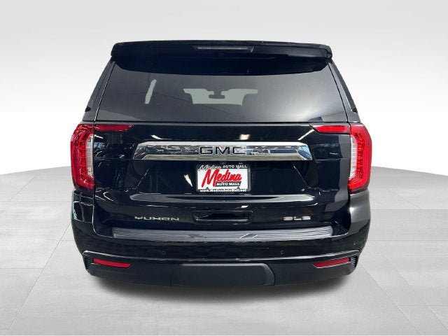 Used 2022 GMC Yukon SLE w/ Gmc Pro Safety Plus Package AWD/4WD image 4