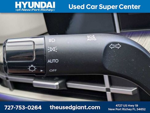 Used 2025 Hyundai Santa Fe Calligraphy FWD image 42