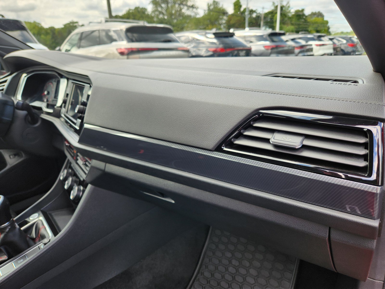 Used 2019 Volkswagen Jetta GLI FWD image 17