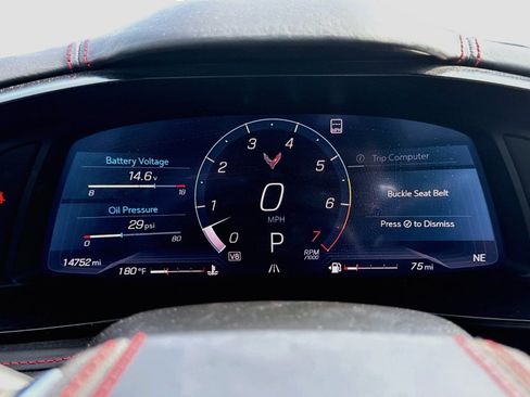 Used 2022 Chevrolet Corvette Stingray Premium Conv w/ Z51 Performance Package RWD image 13