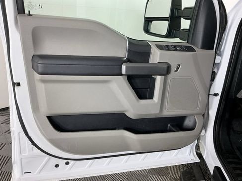Used 2020 Ford F350 XLT w/ XLT Value Package AWD/4WD image 12