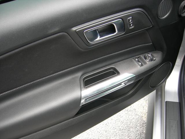 Used 2021 Ford Mustang Coupe w/ Equipment Group 101A RWD image 7