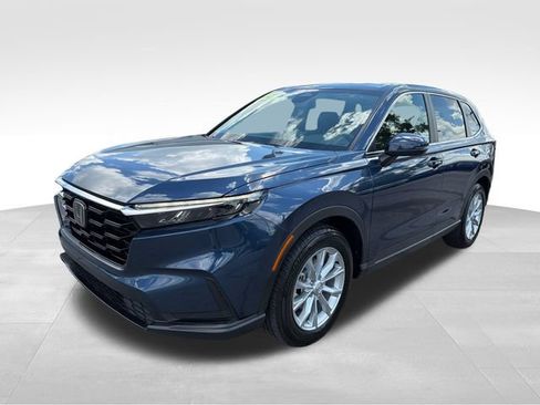 Used 2025 Honda CR-V EX image 3