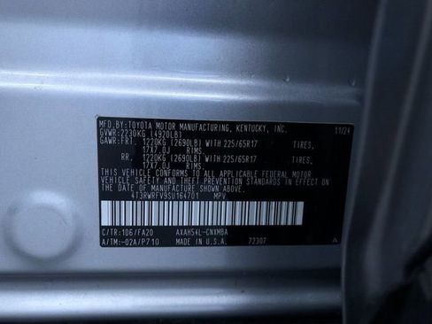 Used 2025 Toyota RAV4 XLE image 33