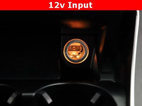 Used 2021 Mercedes-Benz GLC 300 4MATIC image 25