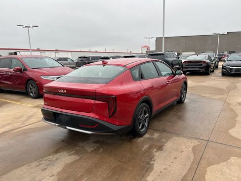 Used 2025 Kia K4 FWD image 3