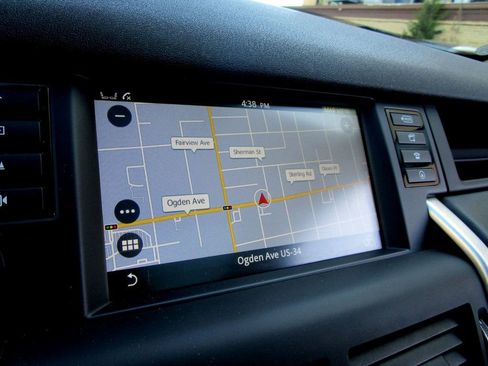 Used 2015 Land Rover Discovery Sport HSE Luxury image 3